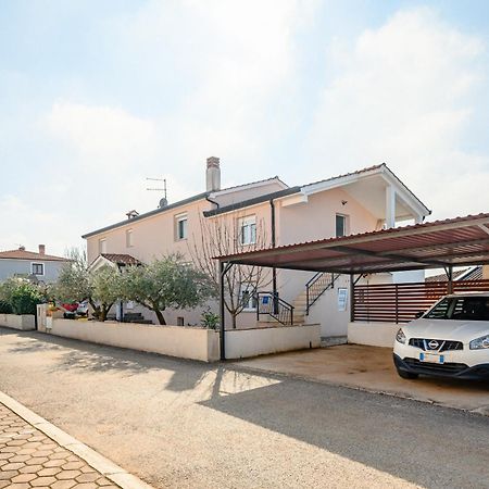 Charming Apartments Rose 1&2 With Pool 포레치 외부 사진