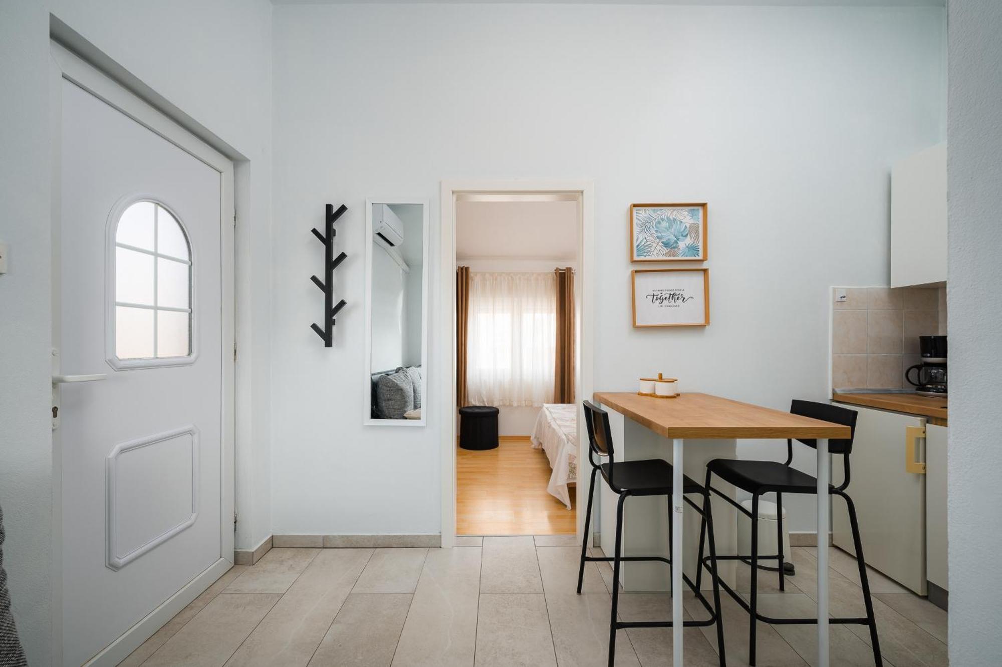 Charming Apartments Rose 1&2 With Pool 포레치 외부 사진