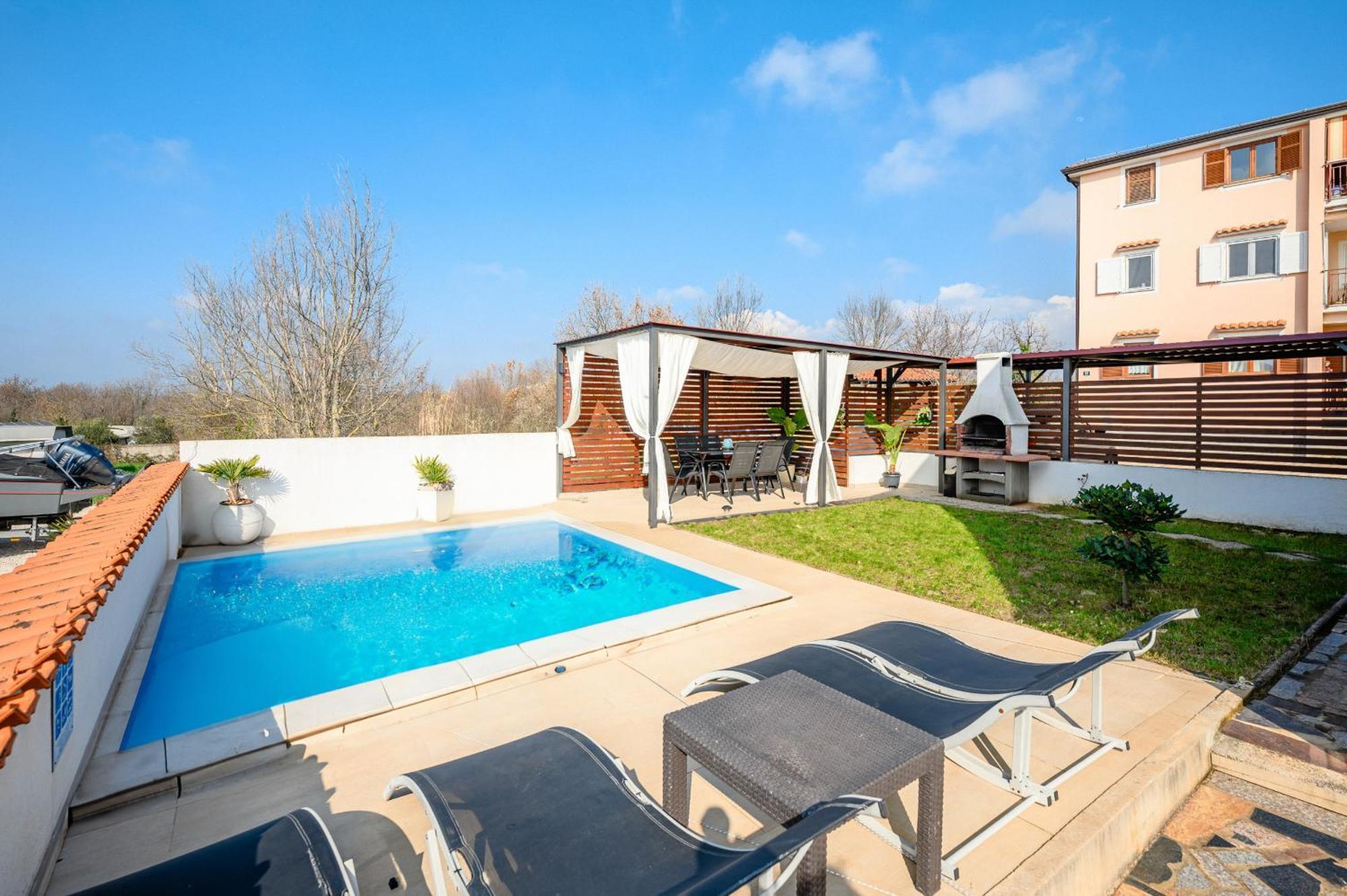 Charming Apartments Rose 1&2 With Pool 포레치 외부 사진