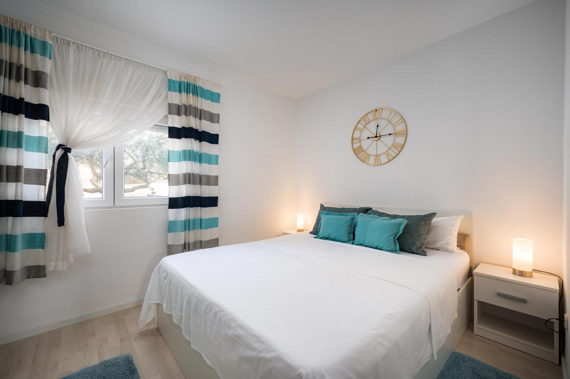 Charming Apartments Rose 1&2 With Pool 포레치 외부 사진